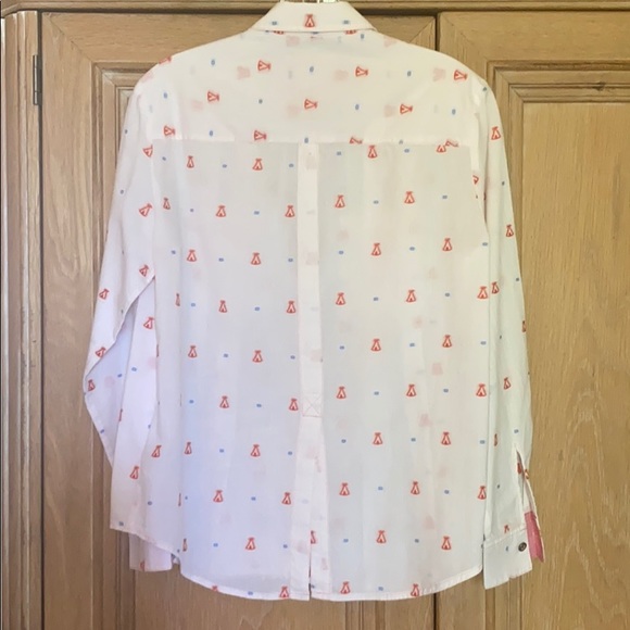 Button up shirt - Picture 3 of 6